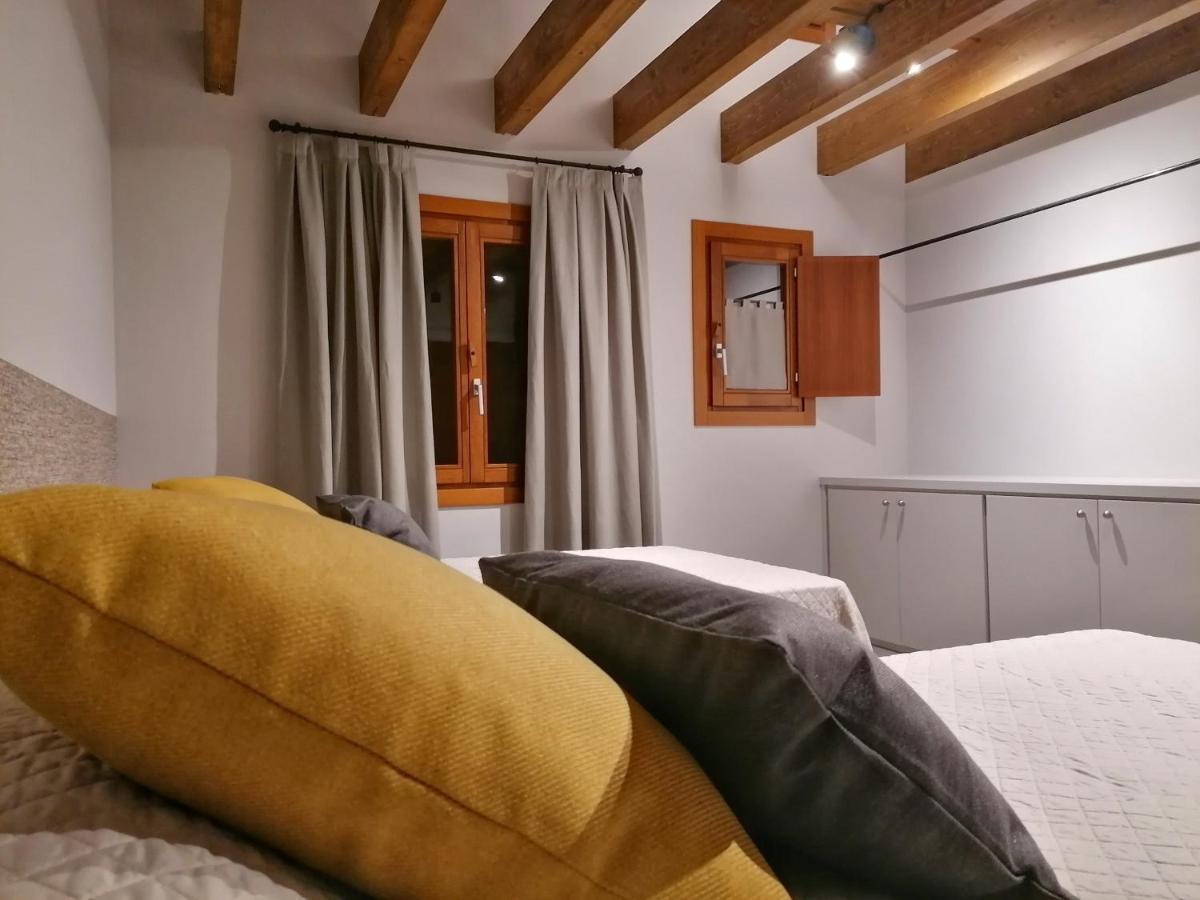 Apartament "El Castell" Casa Rural Cal Rialla Llívia Extérieur photo