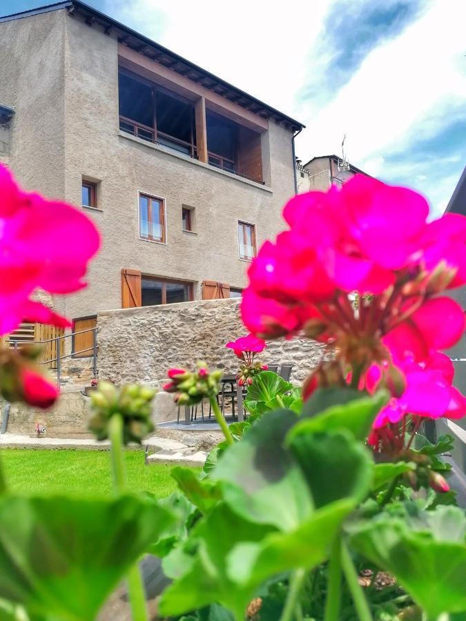 Apartament "El Castell" Casa Rural Cal Rialla Llívia Extérieur photo